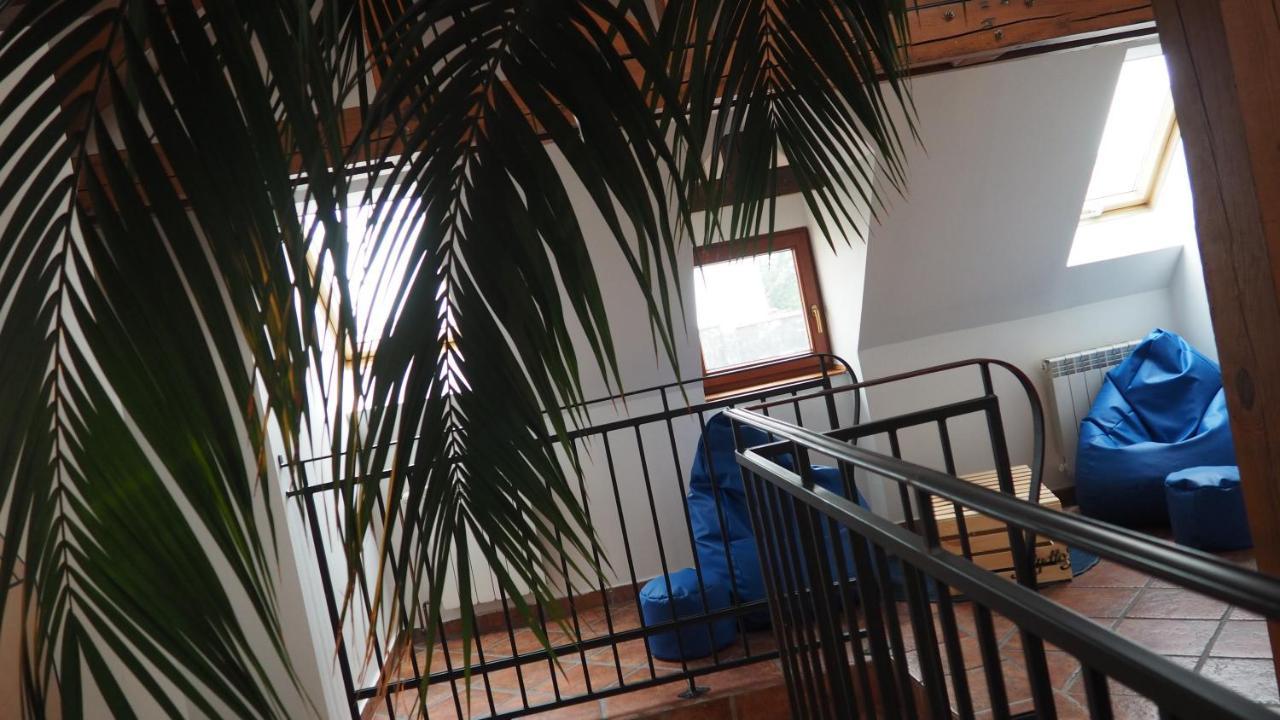 Hostel Mlotek I Perlik Tarnowskie Góry Exteriér fotografie