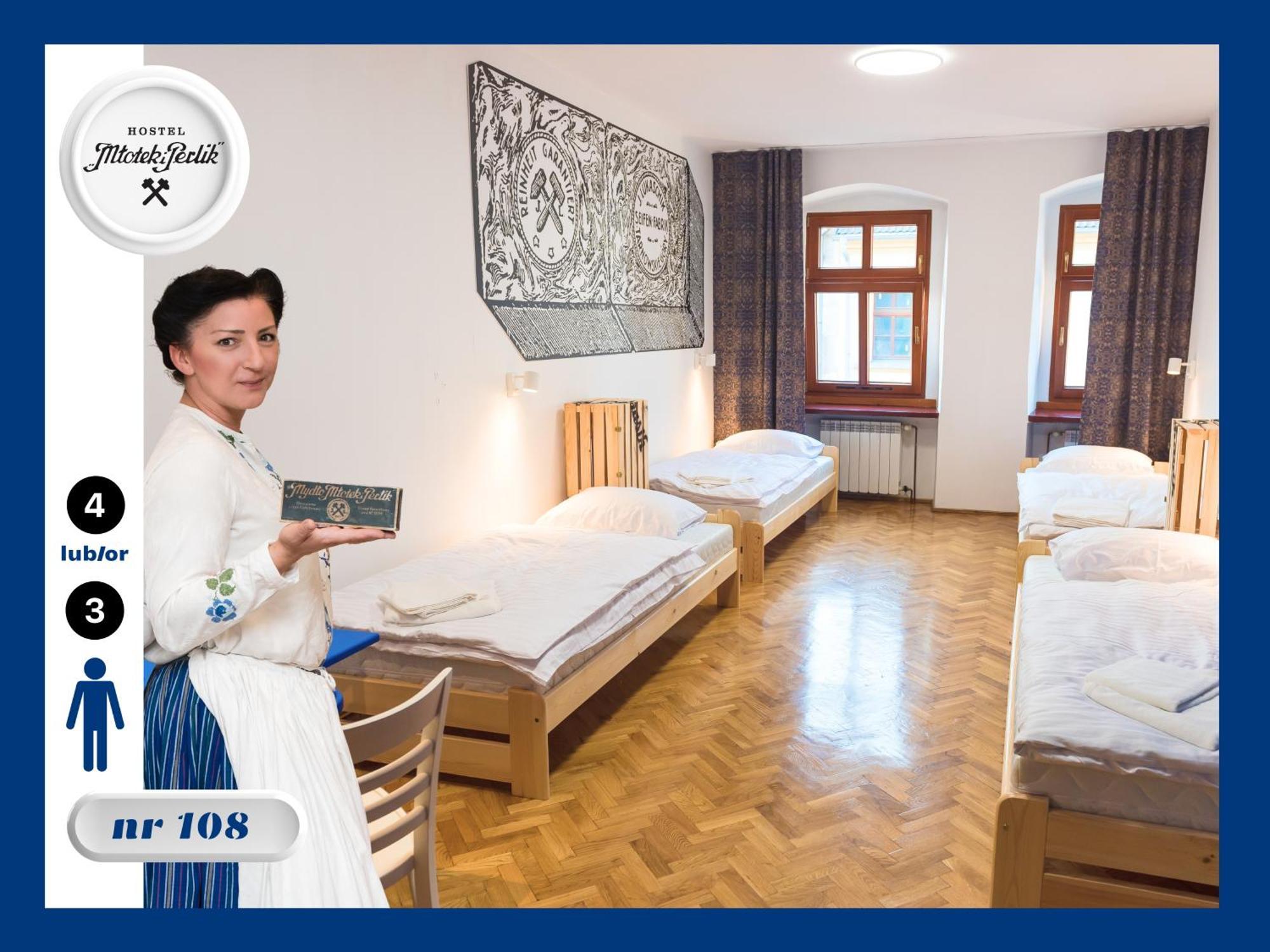Hostel Mlotek I Perlik Tarnowskie Góry Exteriér fotografie